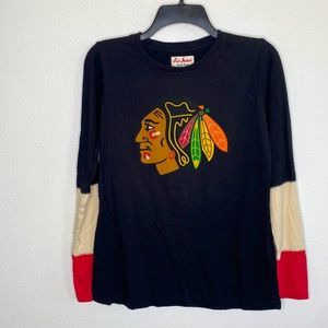 red jacket long sleeve blackhawks mens small t-shirt t